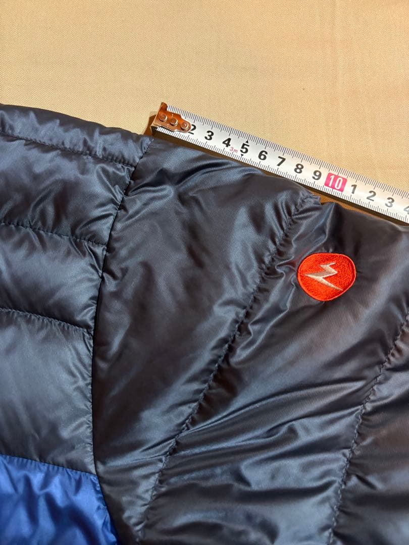 美品 ☆好配色☆ Marmot ライトダウンジャケット (M)