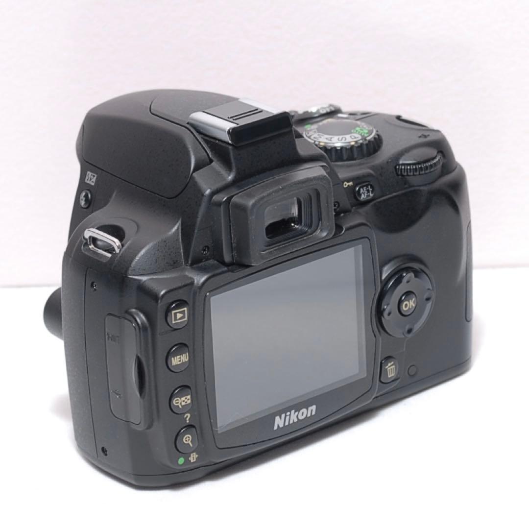 美品✨届いたらすぐに使えます✨Nikon D40✨シングルレンズ✨少シャッター数