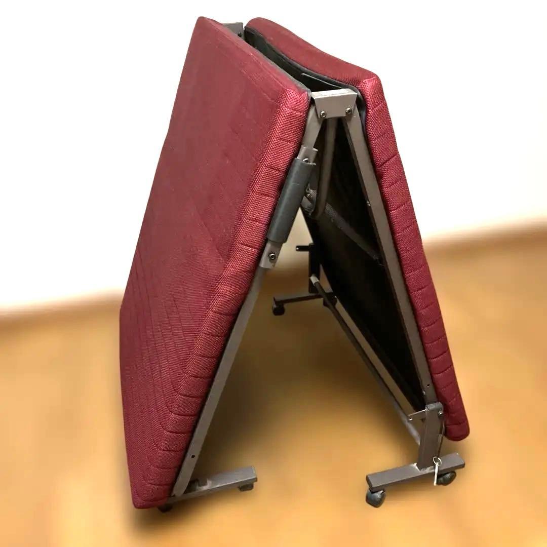 【最終値下げ】リクライニング付き折りたたみベッド　シングル