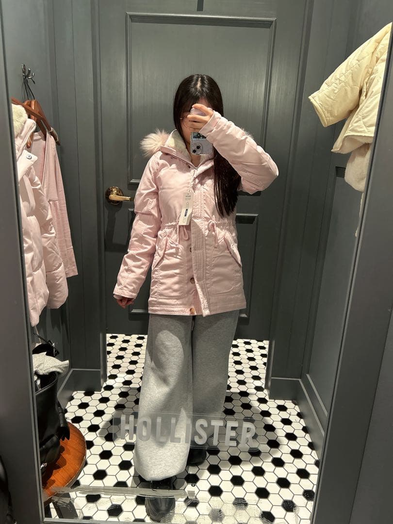 Hollister フェイクファーラインドパーカー 新品未使用