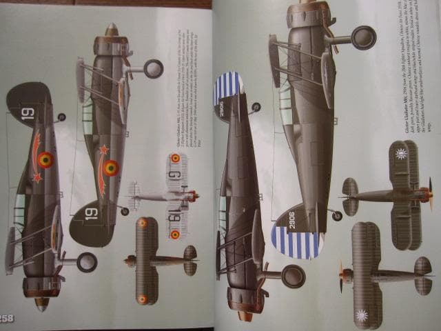 洋書 Gloster Gladiator (1) / Alex Crawford