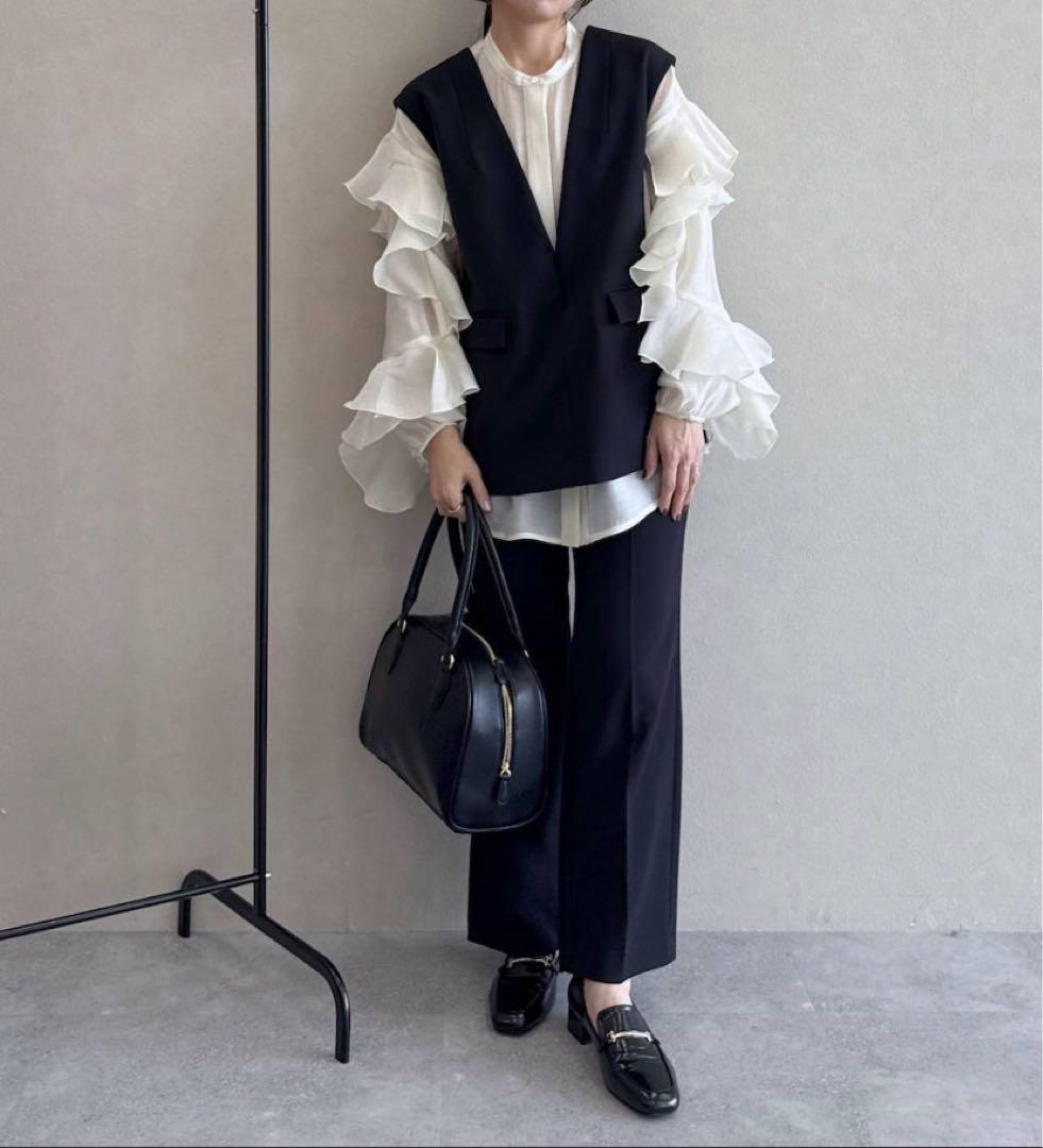 【セレモニー】A part by アパートバイ C*フリルスリーブブラウス