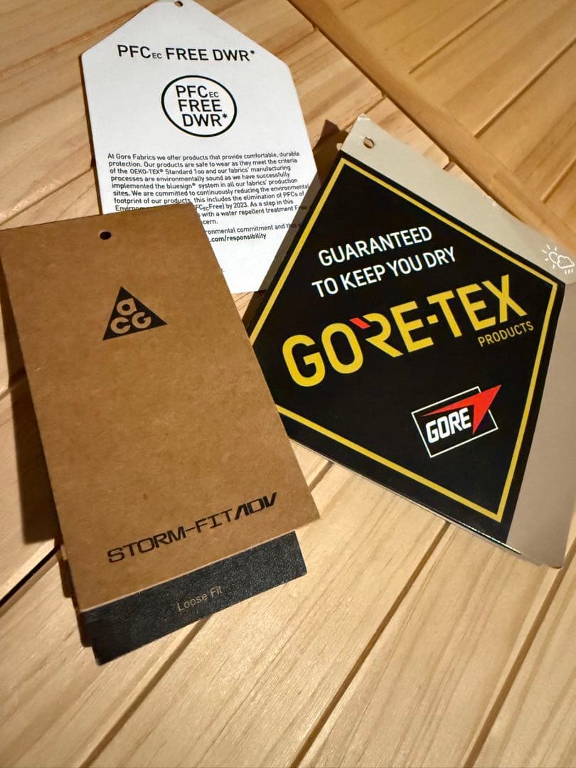 ナイキ NIKE ACG マウンテンパーカ　Storm-FIT Gore-Tex