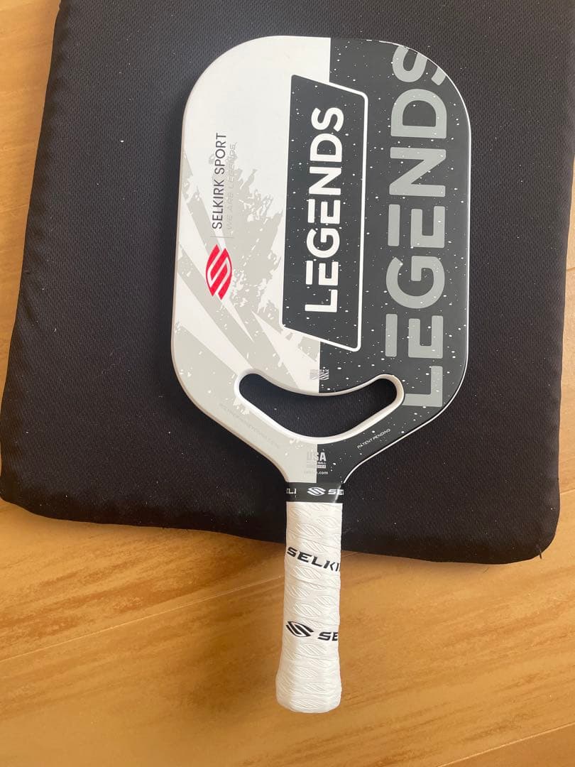 SELKIRK INVIKTUS LEGENDS パドル