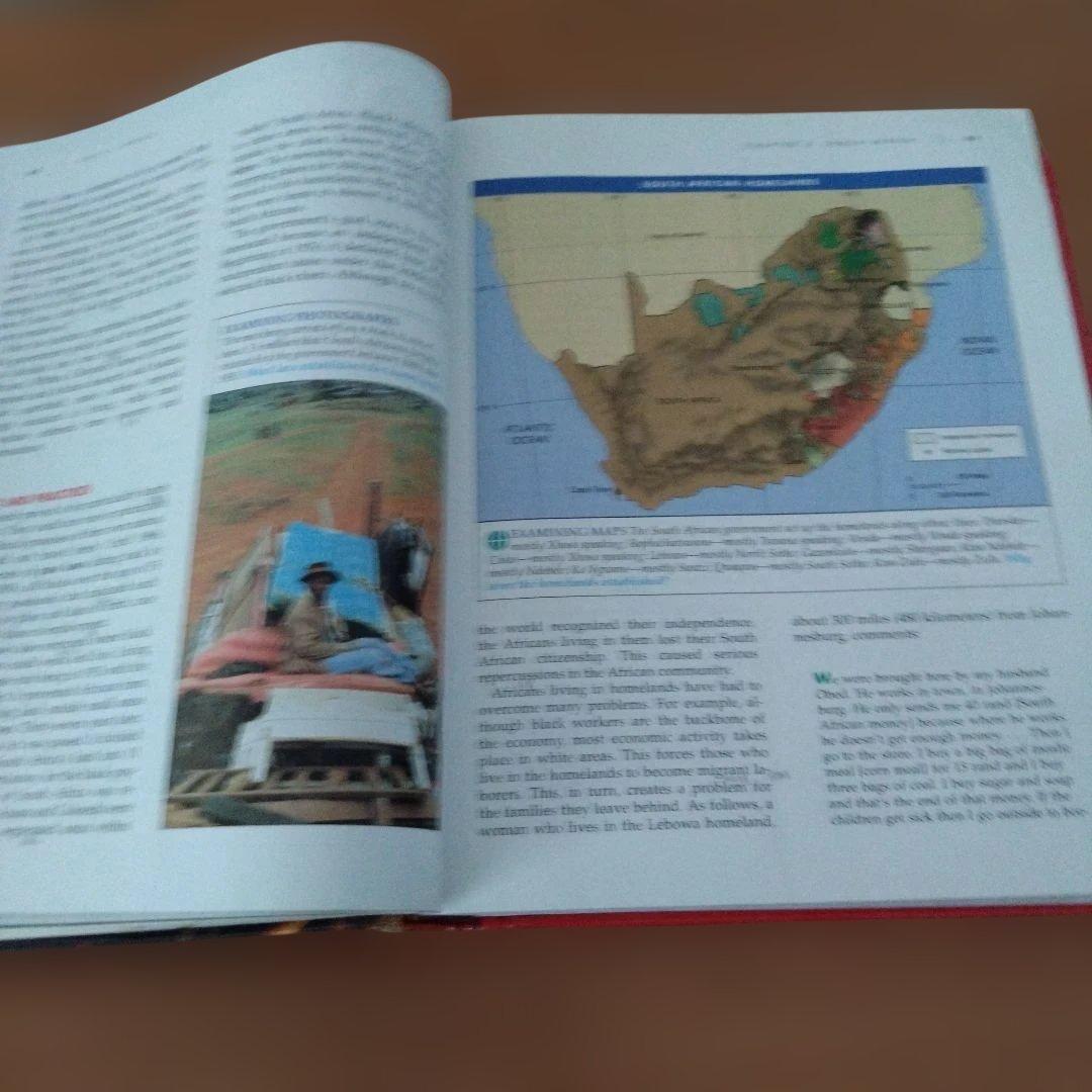 洋書 GLOBAL INSIGHTS: PEOPLE AND CULTURES