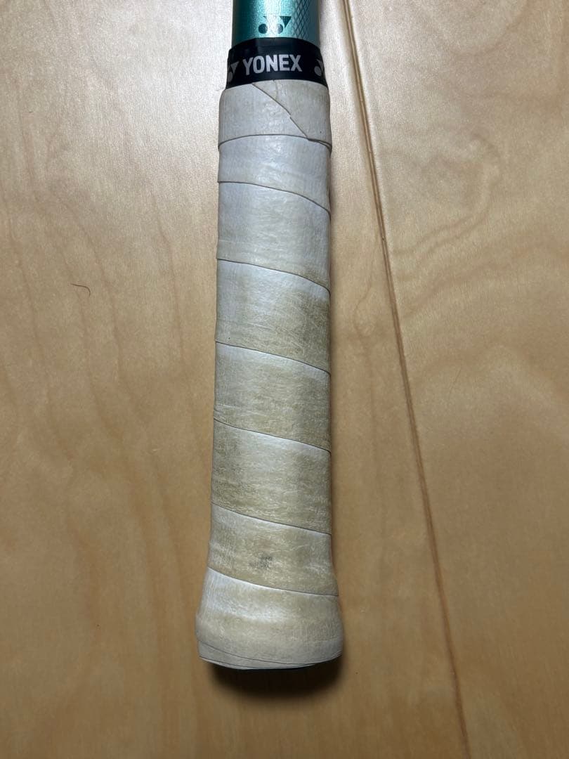 YONEX 新色ボルトレイジ7v前衛用