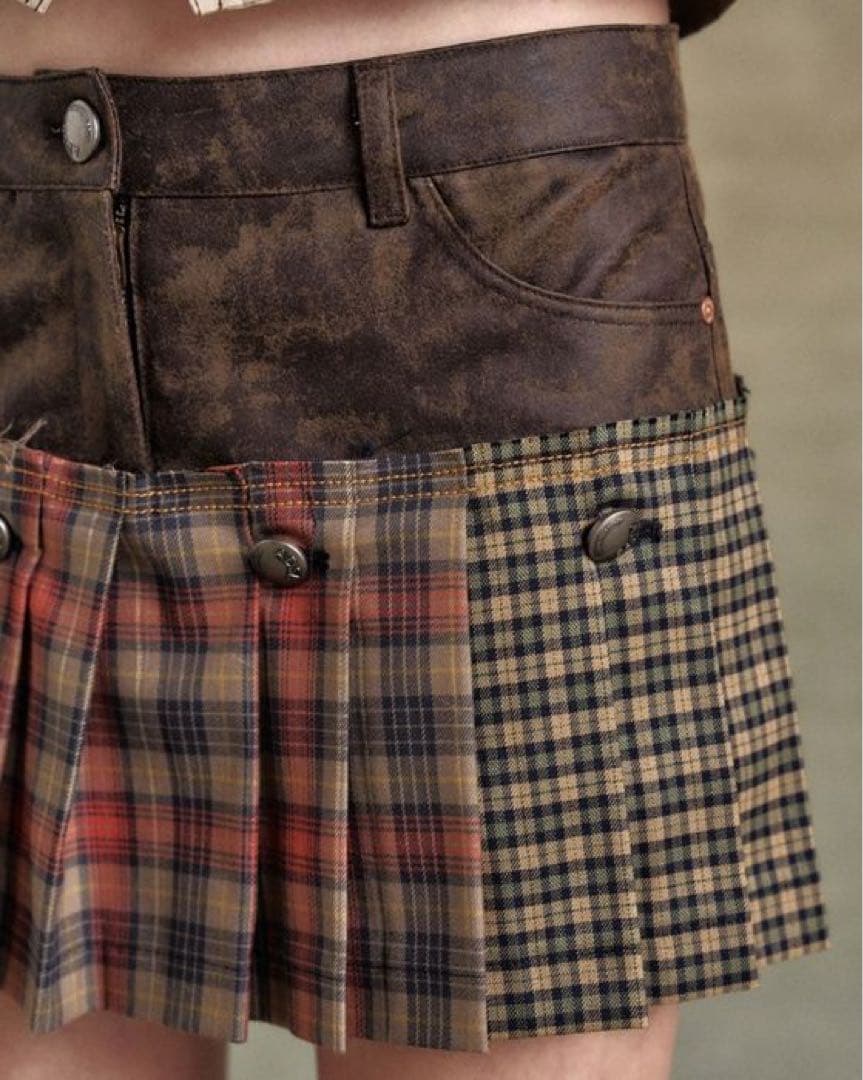 【新品】andersson bell フェイクレザーショートパンツ