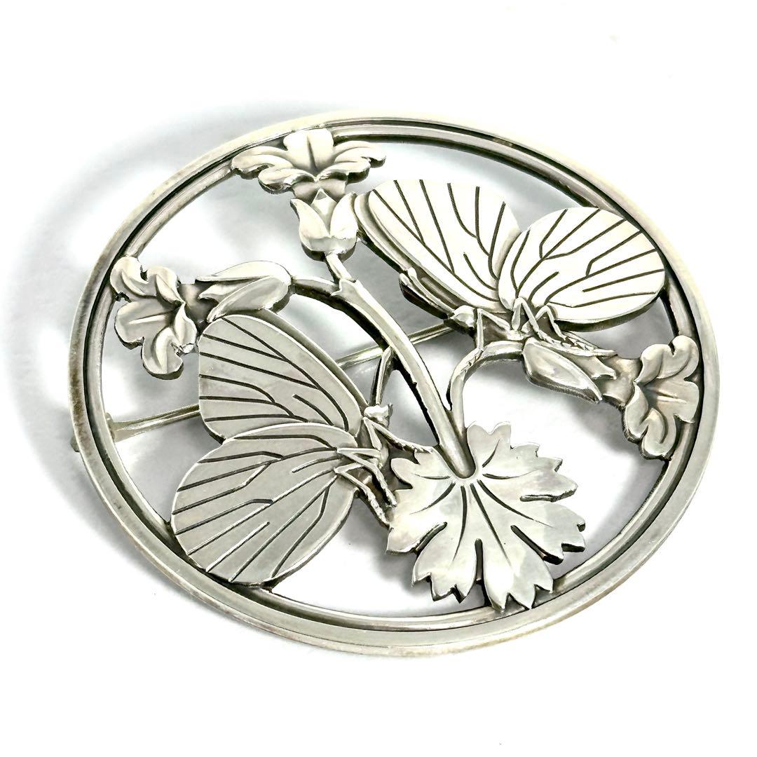  　283 ブローチ　シルバー　アーノマリノウスキー