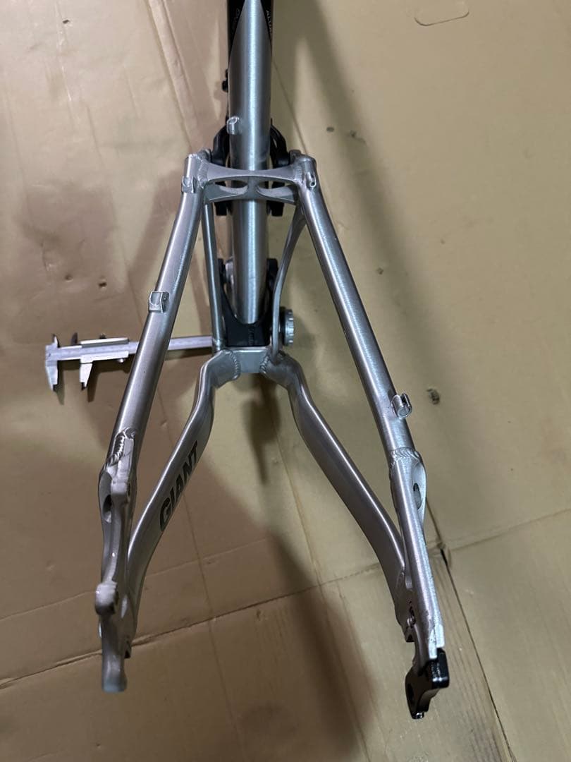 GIANT ANTEM2 フルサス 26インチフレーム　　　ROCK SHOX付