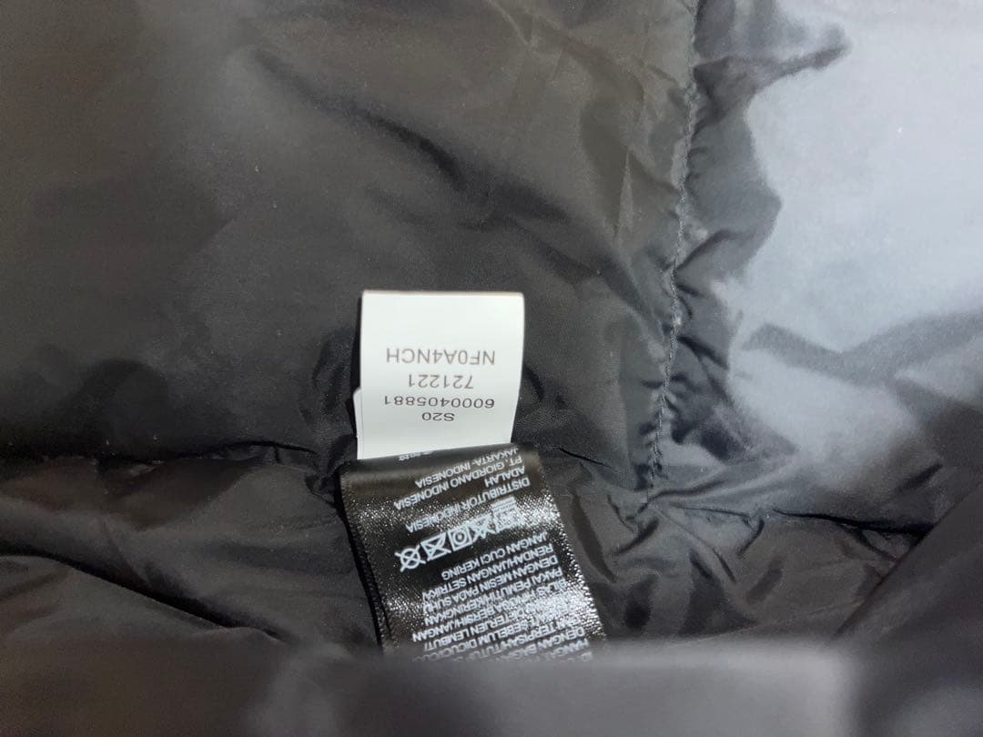 THE NORTH FACE ブラック ダウンベスト 700