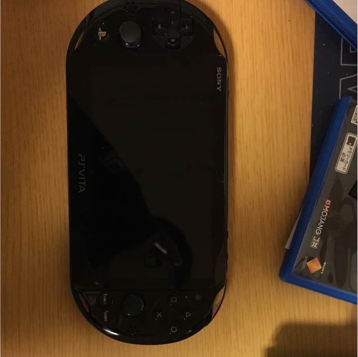 Vita、シリコンカバー、ケース入れ、マイクラ、パワプロ2012、ガンダム