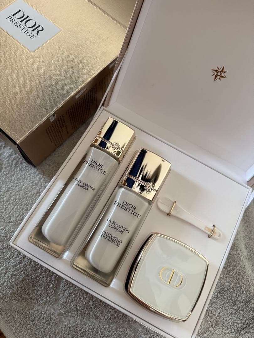 DIORプレステージホワイトコフレ⭐︎限定品⭐︎最終お値下げ