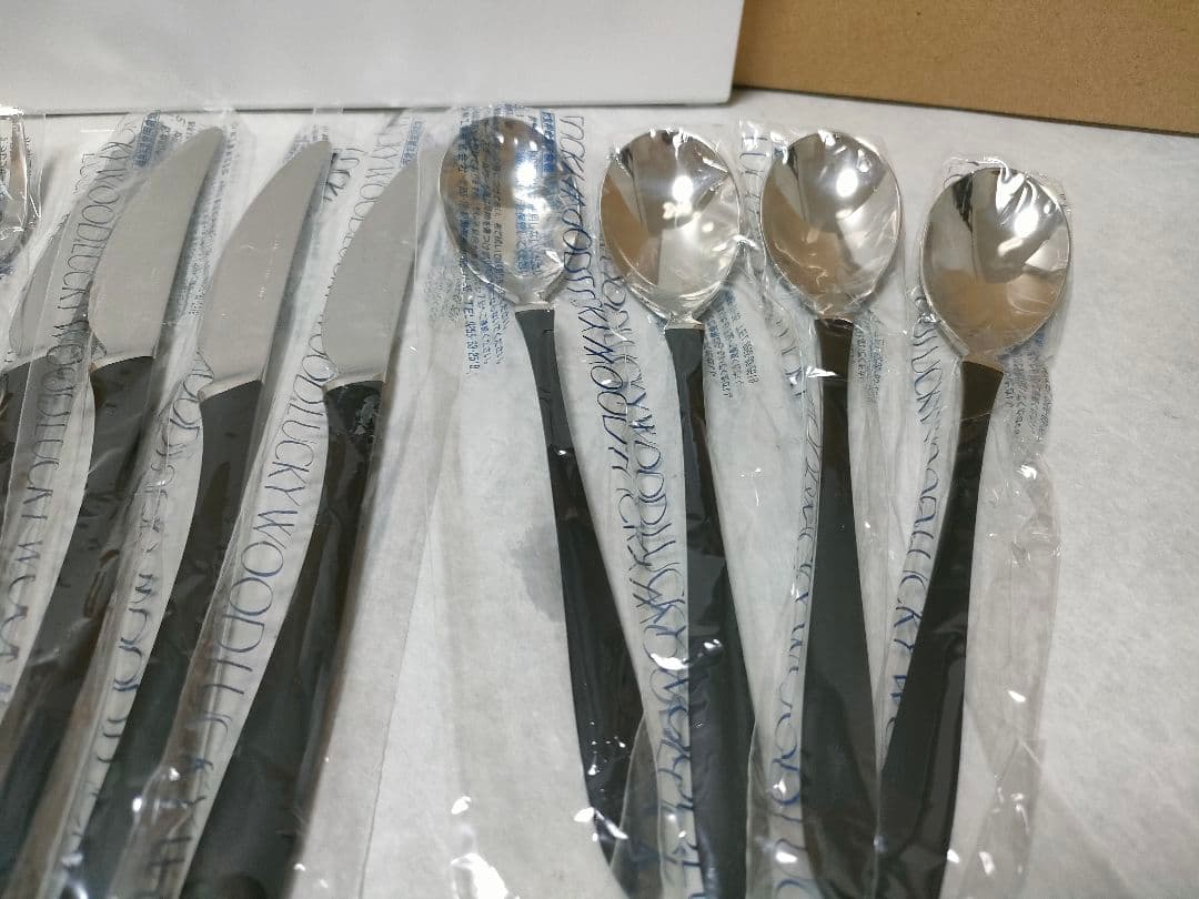 ふうちゃん新品、未使用品　ラッキーウッドカトラリー　リモア 　２０本セット