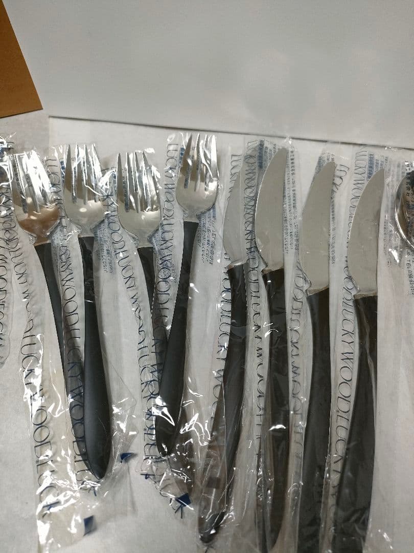 ふうちゃん新品、未使用品　ラッキーウッドカトラリー　リモア 　２０本セット