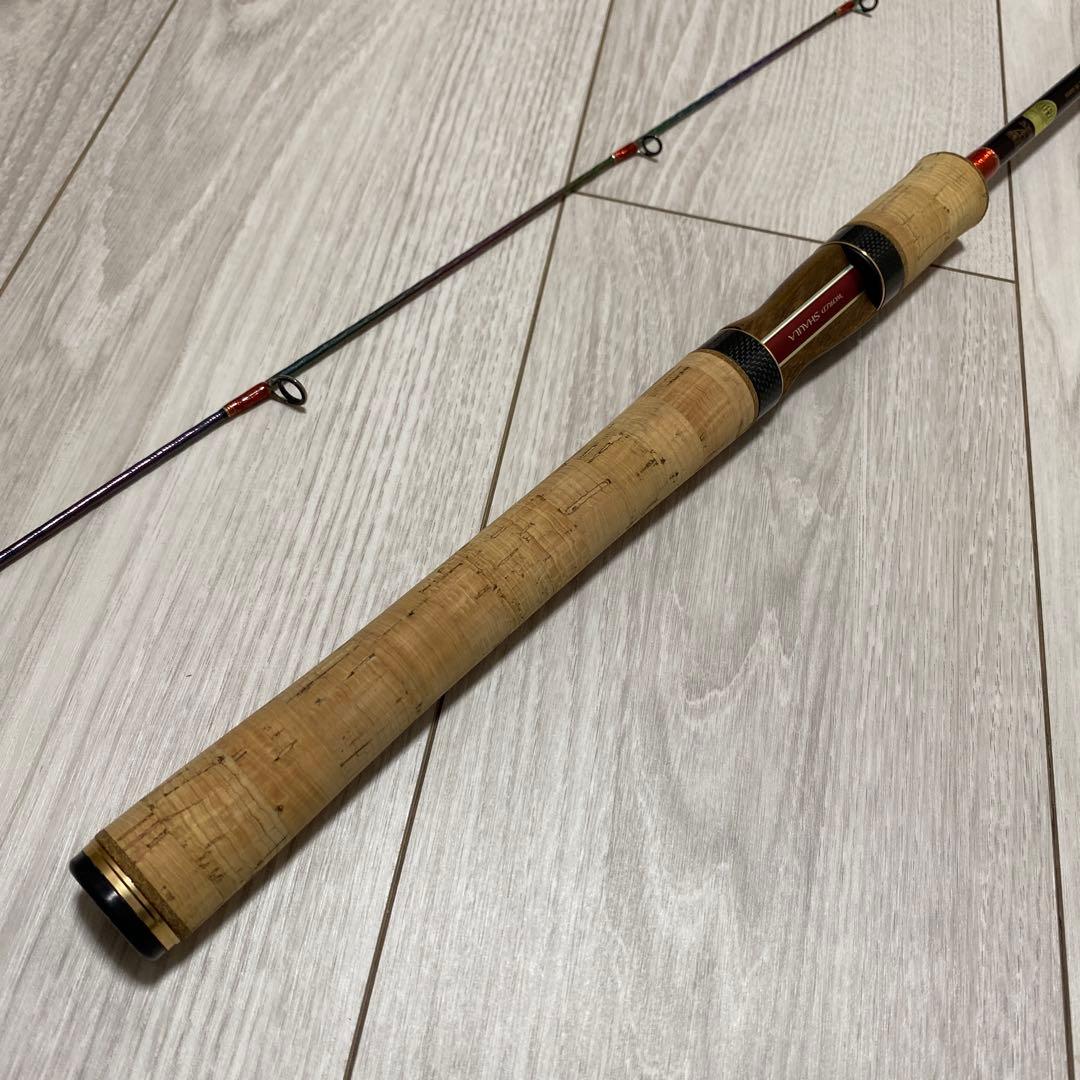 シマノ　ワールドシャウラ レッド　2631FF-2 極美品　　希少