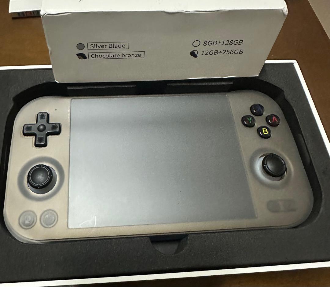 ANBERNIC RG477M 12GB/256GB チョコレートブロンズ