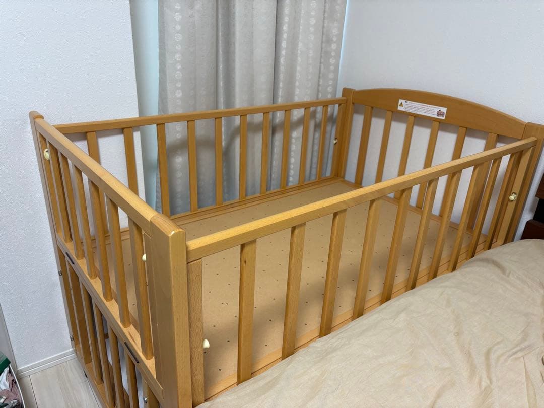 ヤマサキ　スリーオープン　木製 ベビーベッド