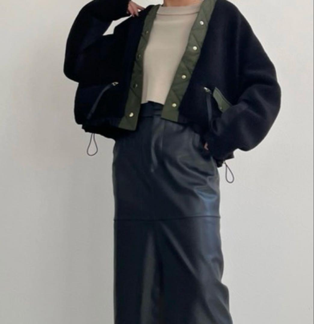 Eimee Lawバックフリルショートボアブルゾン 黒