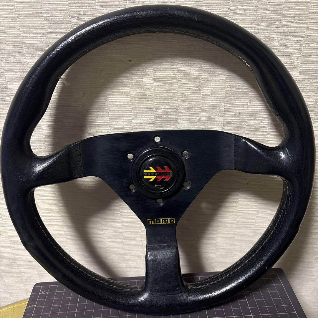 MOMO コルセ 3本スポーク ホーンボタン付き