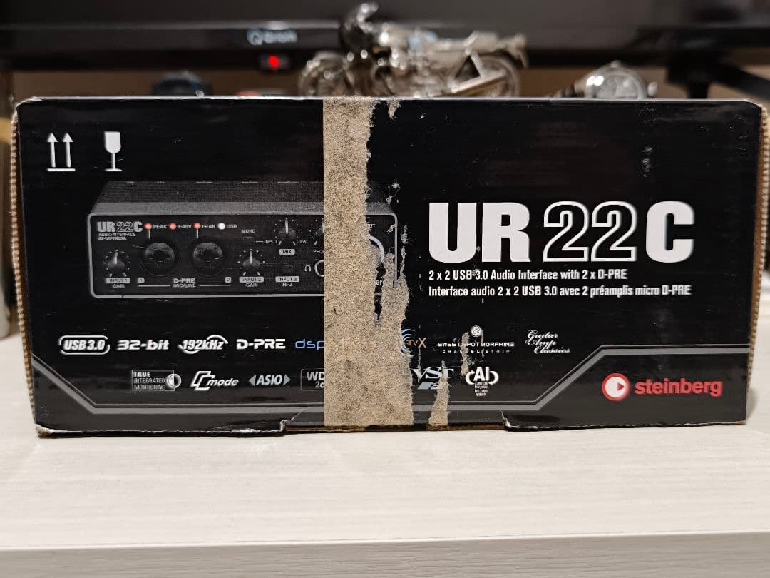 【動作良好】Steinberg UR22C ※外箱ダメージ・USBケーブル欠品