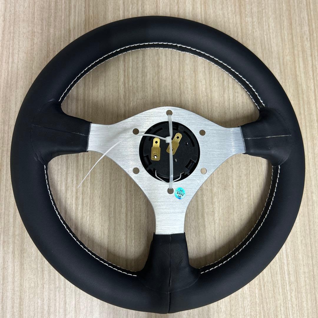 28パイ ステアリング シルバー