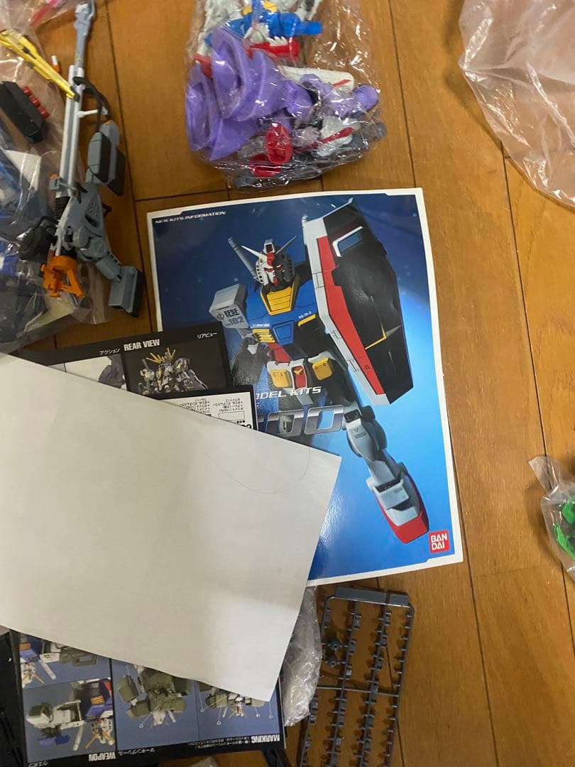 ガンプラ　hg mg 大量　まとめ売り　フィギュア　エヴァなど　武器パーツ