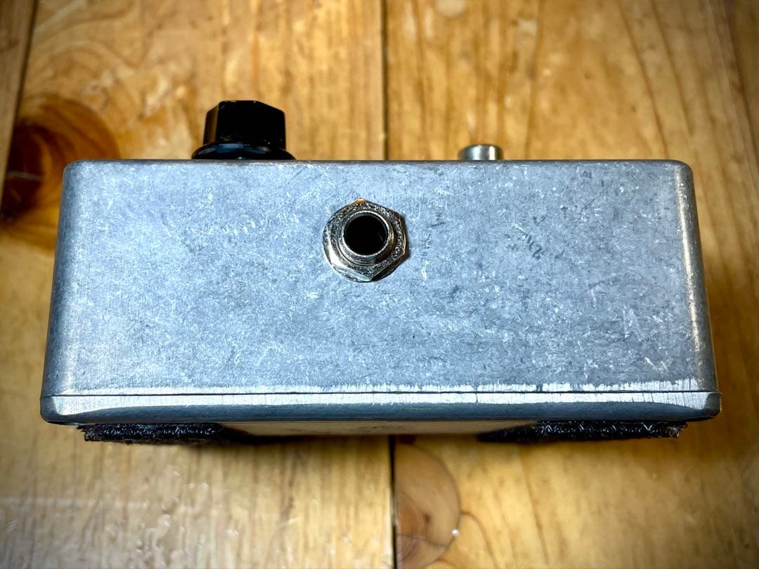 HIZUMI HZM-1.0 Boot-Leg ギターエフェクター