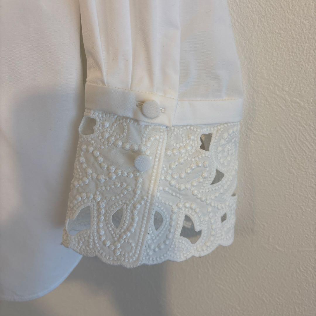 ユナイテッドアローズ　エンブロイダリーシャツ