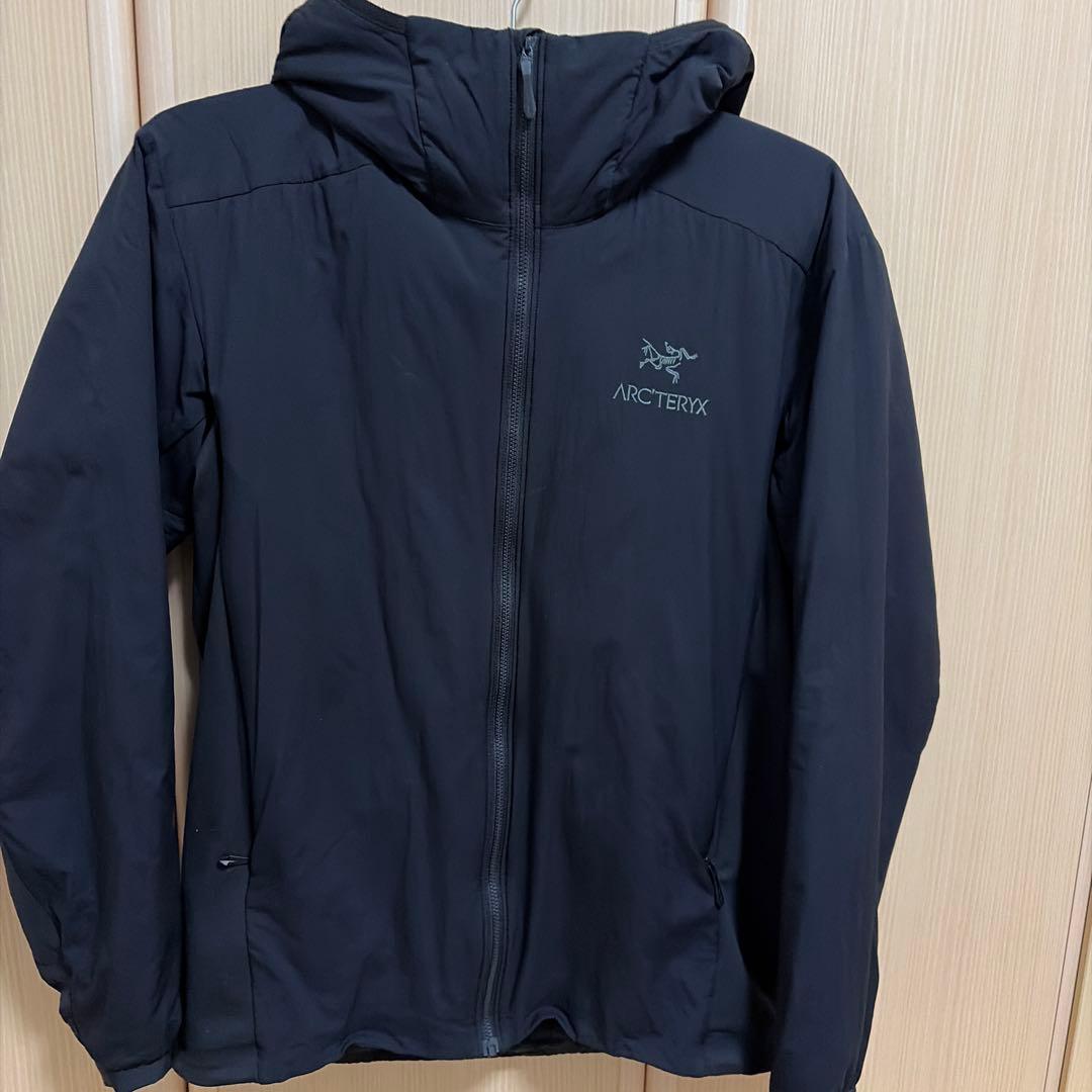 【早い者勝ち】ARC'TERYX ATOM LT フーディ M【本日限定】