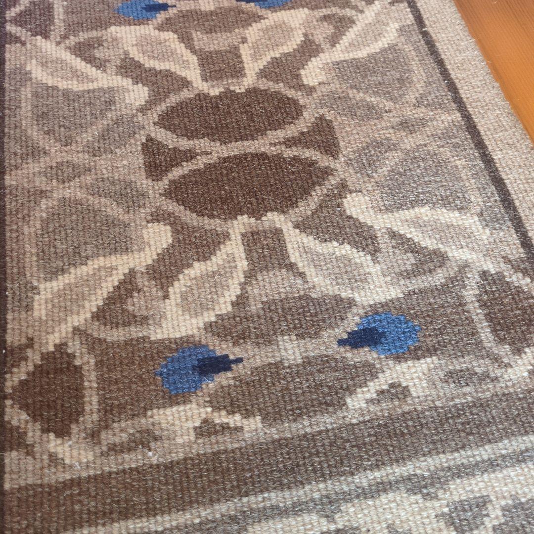 ◆ルパンヒデロウ◆ 天然色羊毛100% 中国段通 元宝緞通 90段