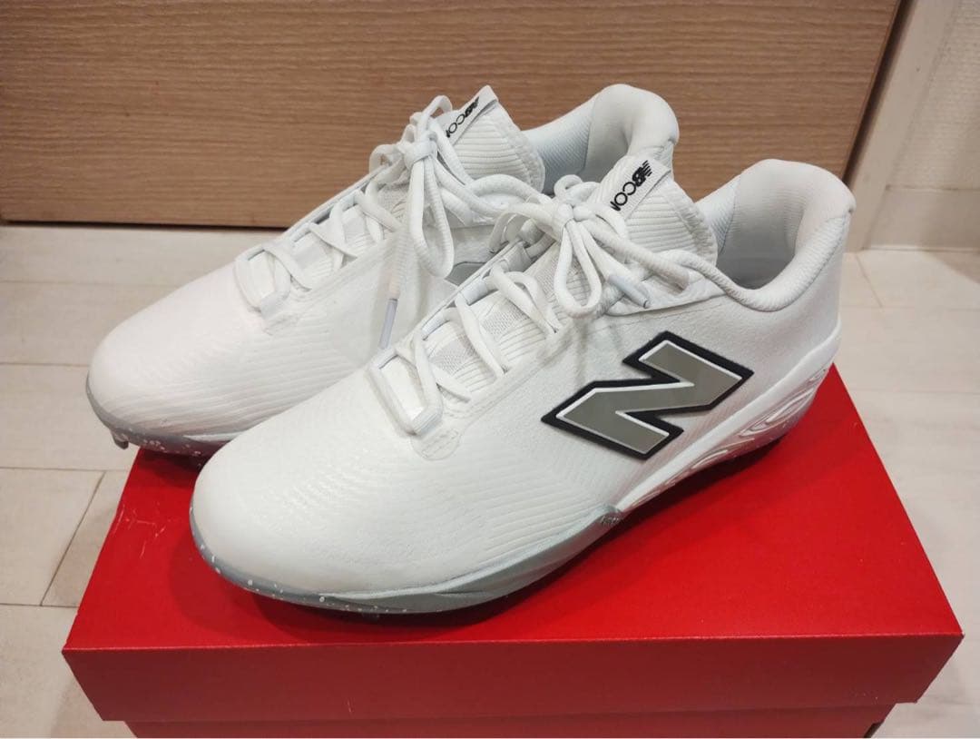 【もんさん・新品】New Balance ニューバランス 野球 スパイク