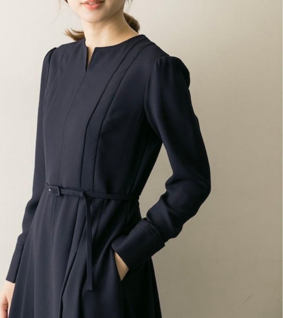 【美品】CELFORD ベルト付バックサテンタックワンピース 卒入学 フォーマル