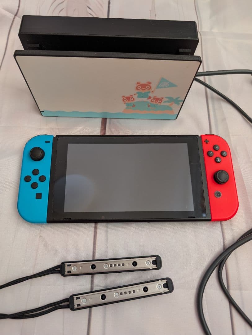 Nintendo Switch 本体 箱付き 保護シート、あつ森シール貼付済み