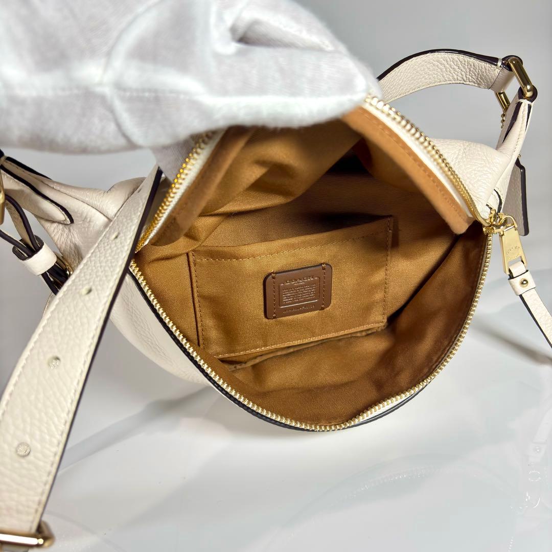 未使用級 COACH コーチ ボディバッグ レザー ゴールド金具 ウエストポーチ
