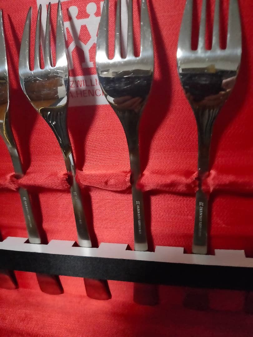 Zwilling J.A. Henckels カトラリーセット36本 廃盤品
