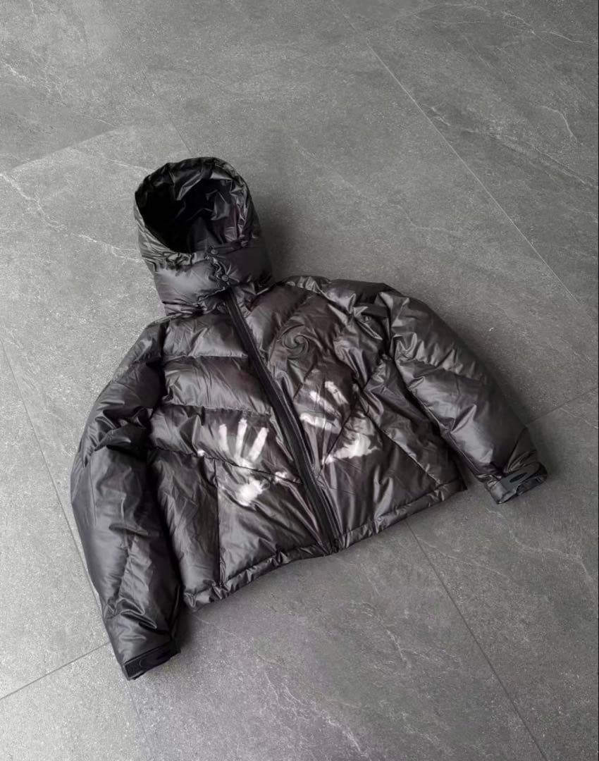 ま*ー様 VRROCK HEAT REACTIVE PUFFER ブラック　ME