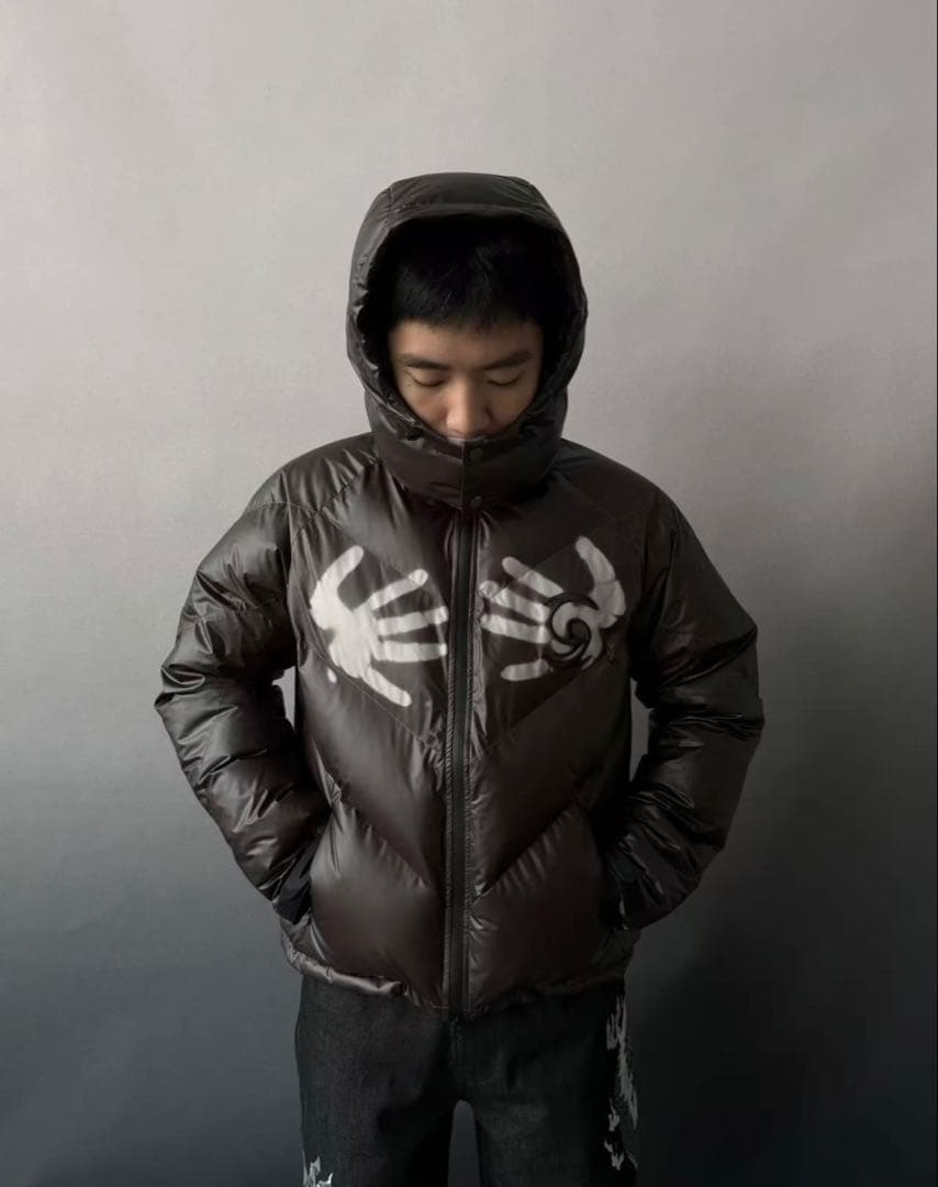 ま*ー様 VRROCK HEAT REACTIVE PUFFER ブラック　ME