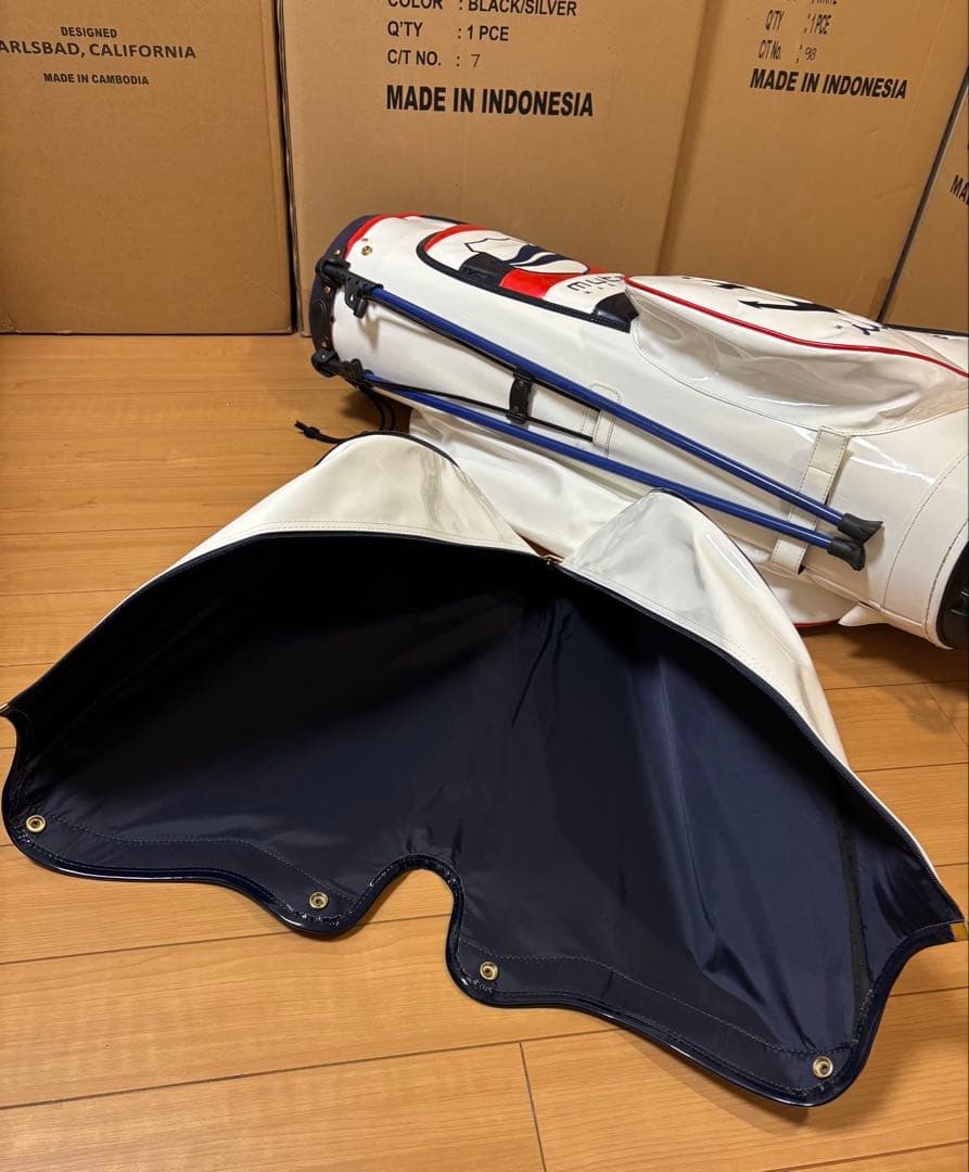 美品 muta MARINE ムータマリン エナメル スタンドキャディバッグ