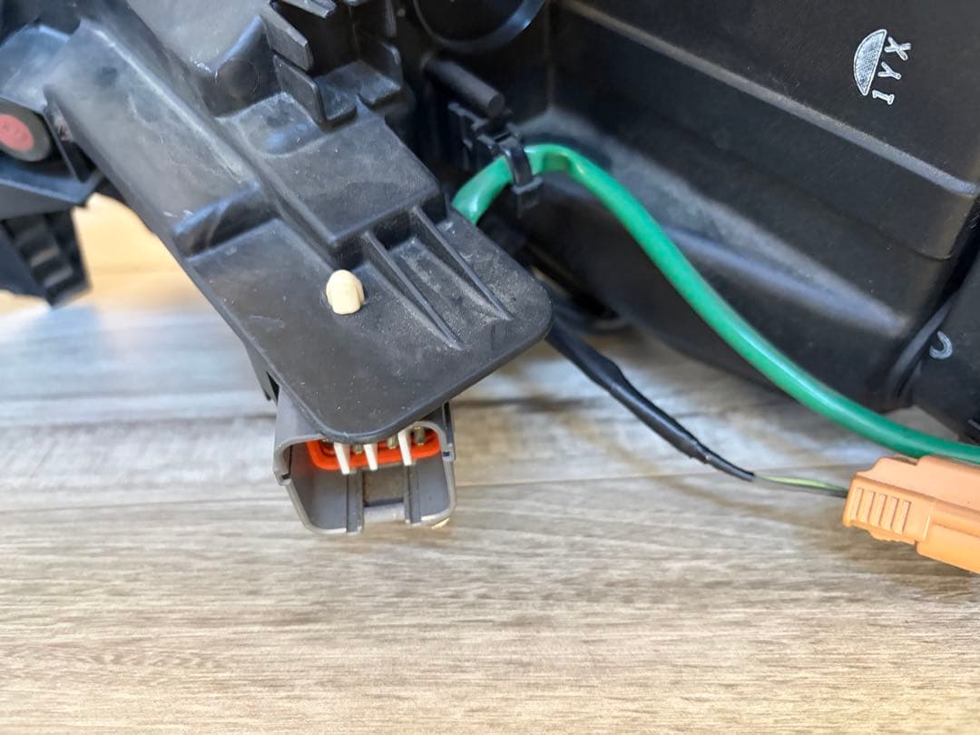 GR86 右　ヘッドライト　3BA-ZN8 美品