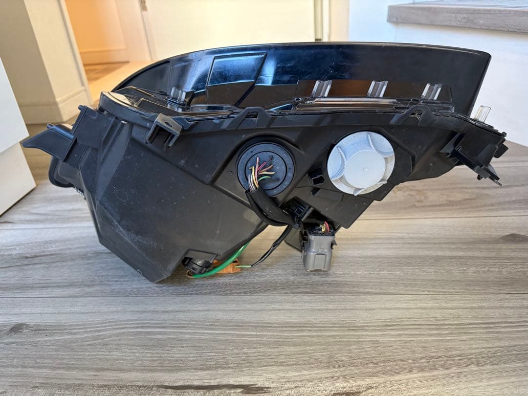 GR86 右　ヘッドライト　3BA-ZN8 美品