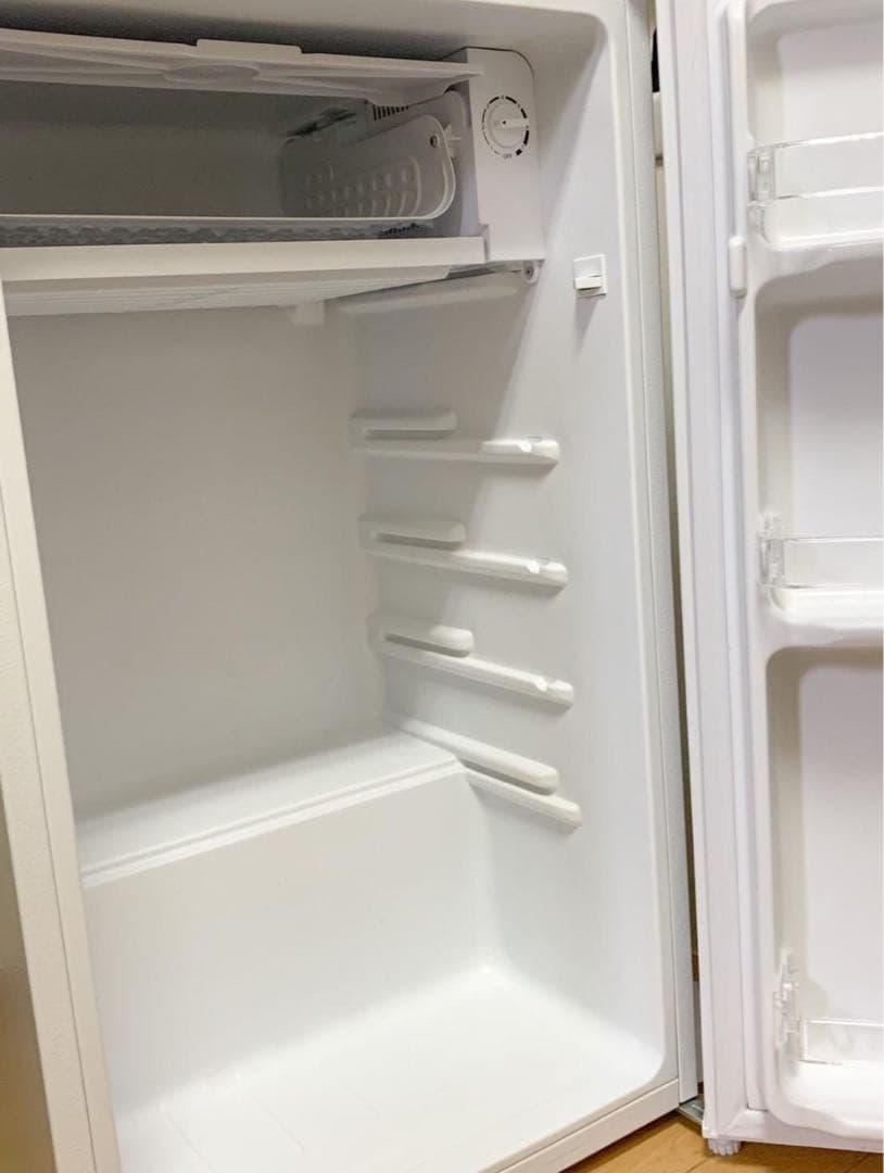 山善　冷蔵庫 92L 右開き YFR-90(W) 1ドア 小型 製氷スペース付き