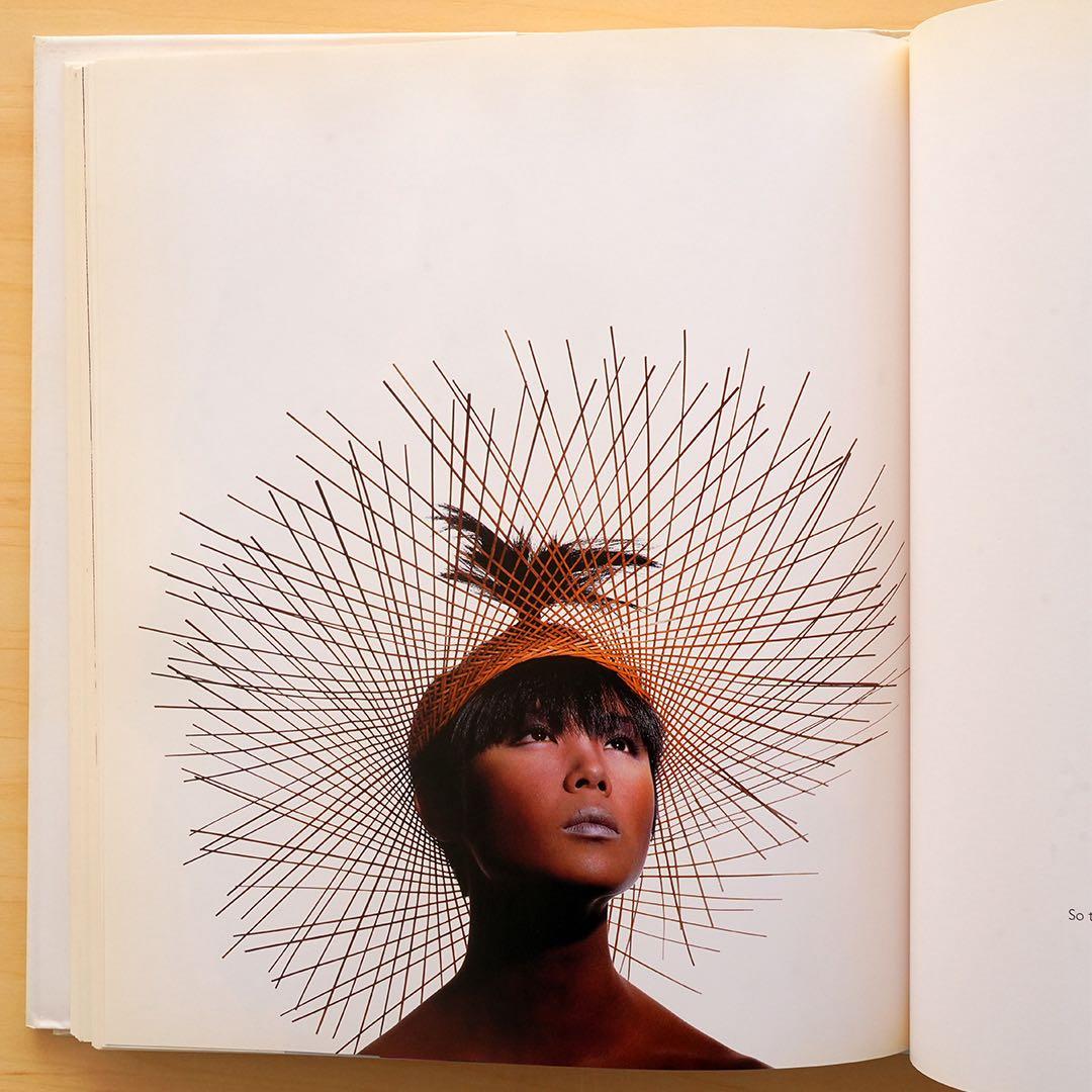 ISSEY MIYAKE 写真集　アーヴィング・ペン 撮影