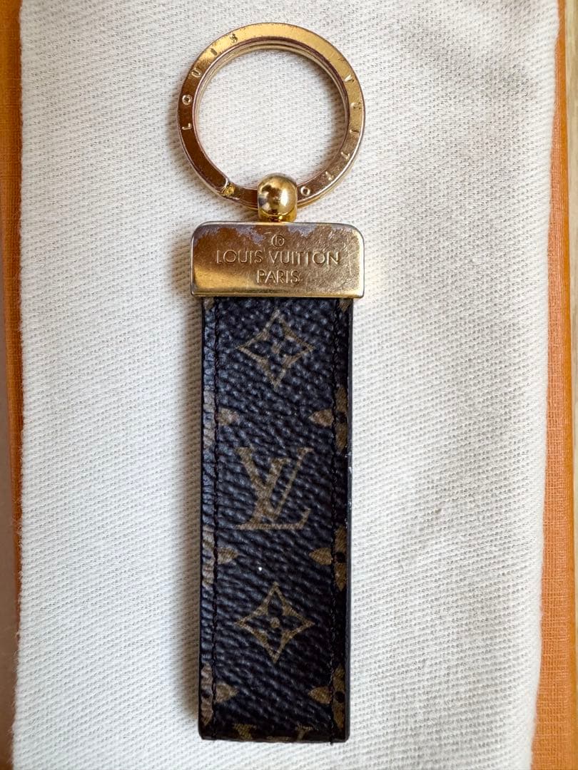 【LOUIS VUITTON 】ルイヴィトン ポルトクレドラゴンヌ　 キーリング