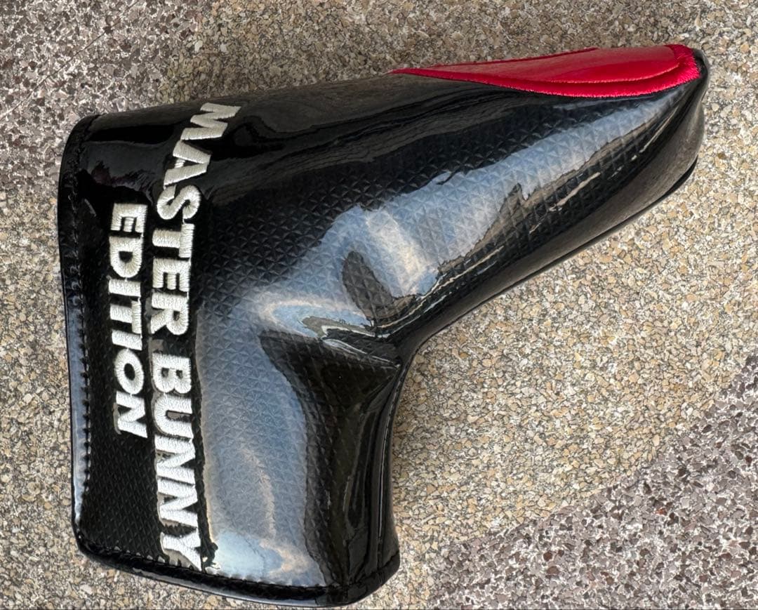 MASTER BUNNY ブラックシルバーロゴ洗練された細身デザイン特典付き