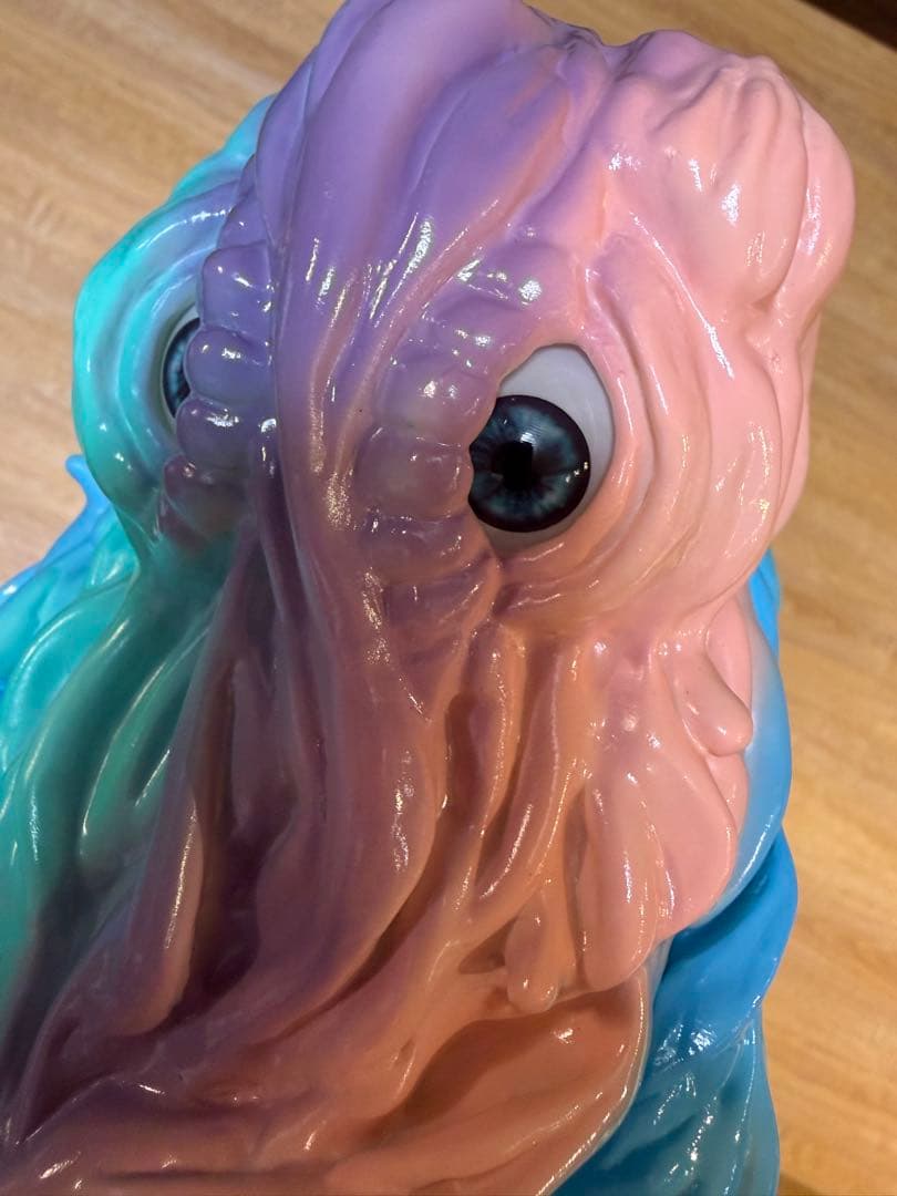 ヘドラ 成長期 フィギュア AMC 陶磁器カラー 限定100体