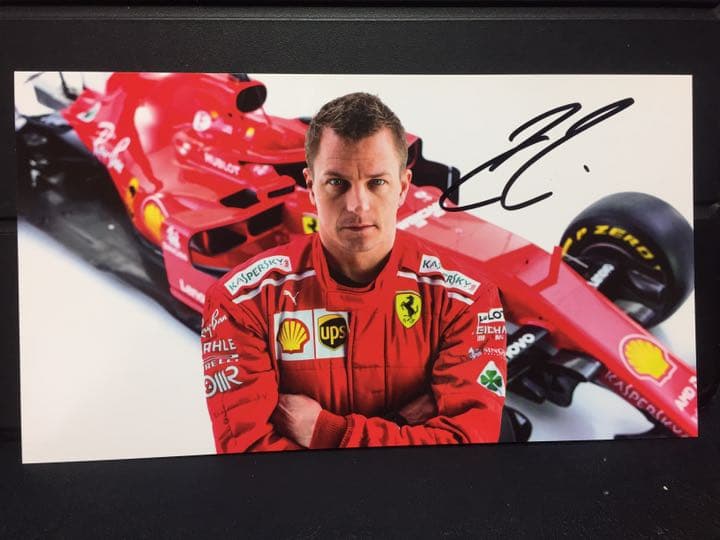 フェラーリ／キミライコネン直筆サイン入りドライバーズカード