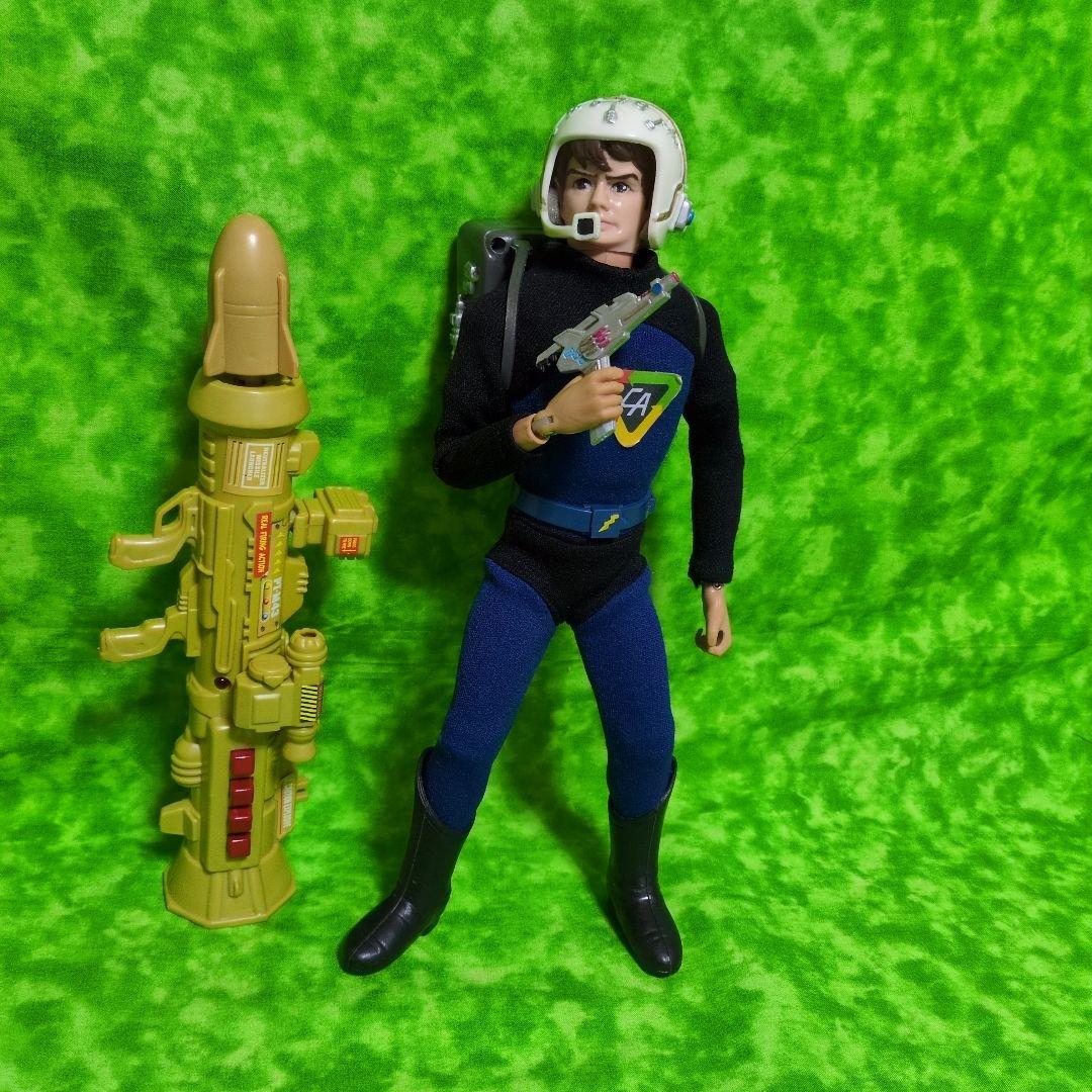 い*け様 スポット値下げ❗️旧タカラ☆アクションフィギュア ☆変身サイボーグ❓️