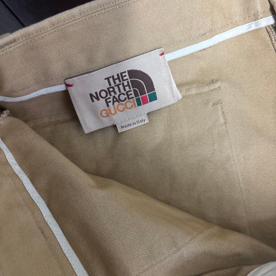 【超美品】THE NORTH FACE x GUCCI ベージュショートパンツ