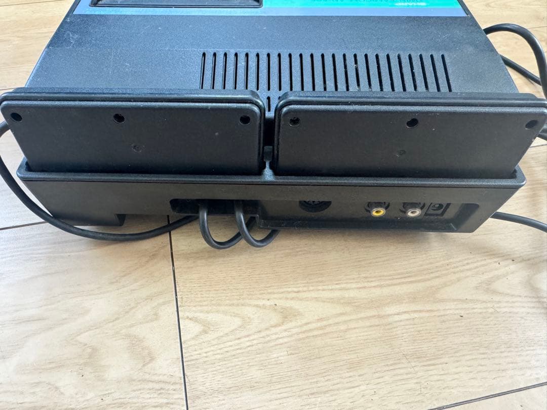 ジャンク品　ツインファミコン後期型　本体のみ