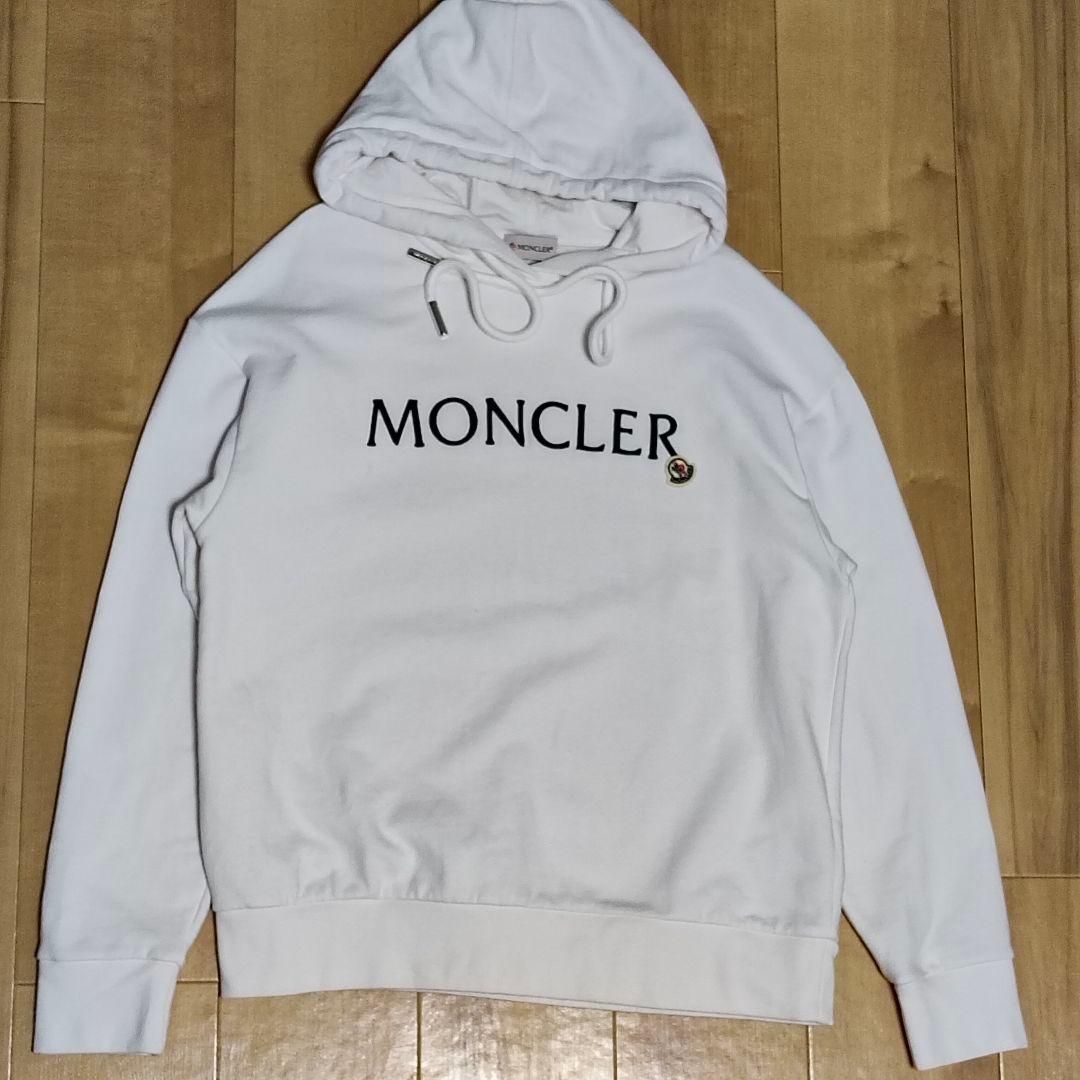 MONCLER　23aw　パーカー　ホワイト　Ｓ